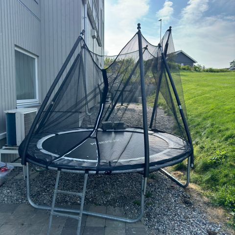 Pinepeak trampoline for barn