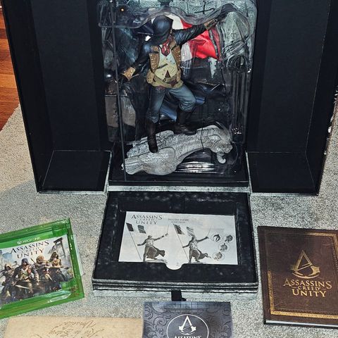 Assassin's Creed Unity Collector's Edition (Xbox One)