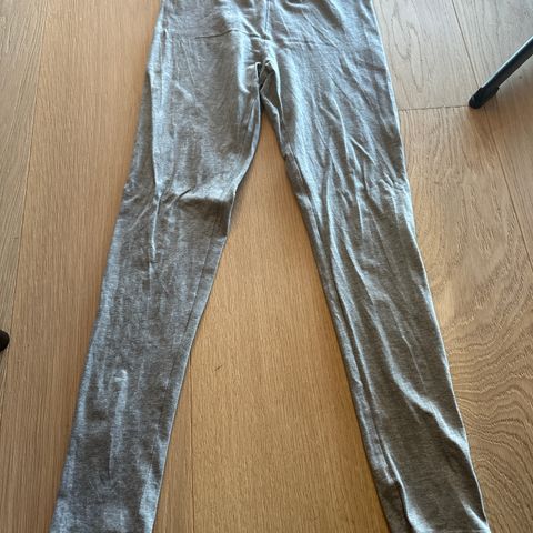 Tights til jente 12-14 år