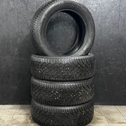 4 stk vinterdekk Continental Vikingcontact 7, 225/55R17 Mønsterdybde ca 6 mm