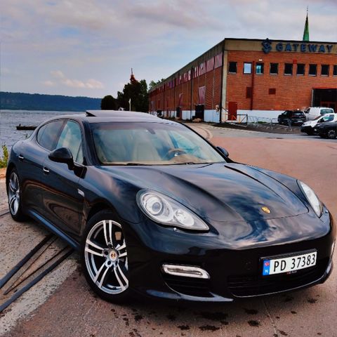 Ønsker å kjøpe 22 toms Felger til porsche panamera 5x130