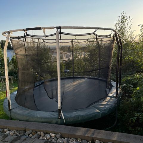 Jumpking Oval trampoline 3.7 x 4.9 m