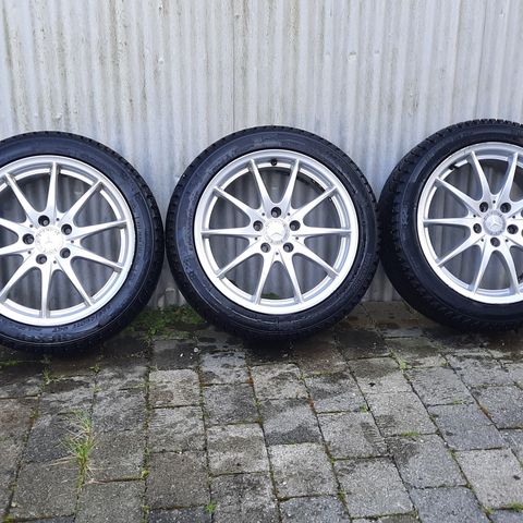 Mercedes 17" vinterhjul sett