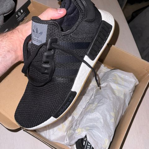 Sneakers Adidas NMD str 44 2/3