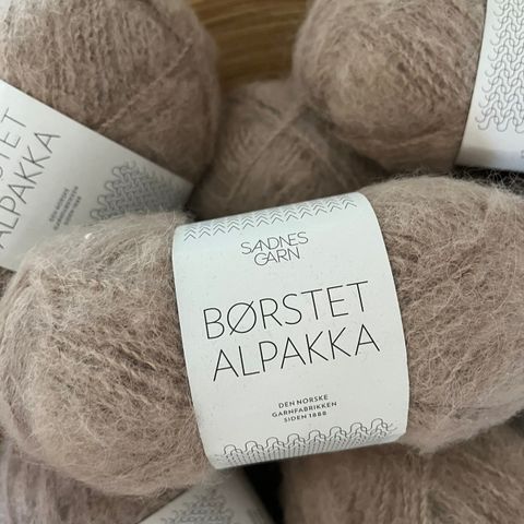 Børstet alpakka-garn