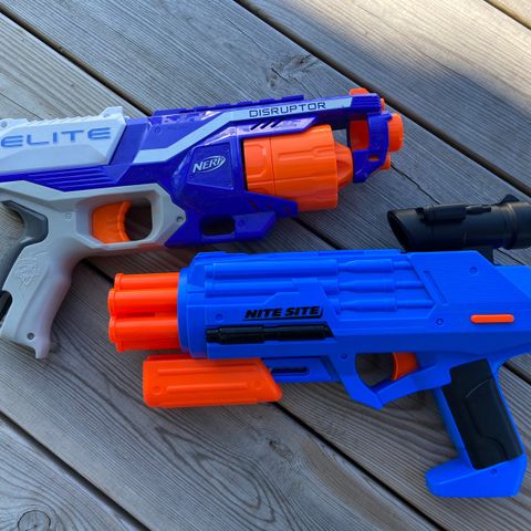 Nerf pistol selges