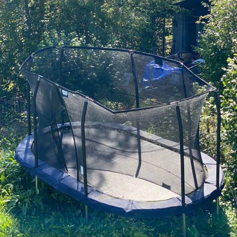 3,1 m x 4,6 m Oval Combo Trampoline (Jumpking)