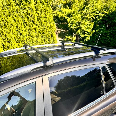 Thule squarebar takstativ 128cm + packline izi2connect