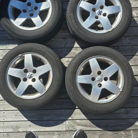 Sommerdekk Hakka green 3 185/65 R15 - Lite brukt