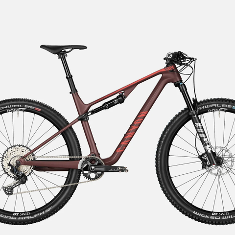 Canyon Lux Trail CF 6 fulldemper med XT giring selges. Medium