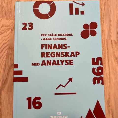 Finansregnskap med analyse