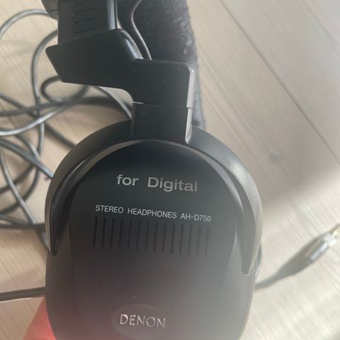 Denon hodetelefoner