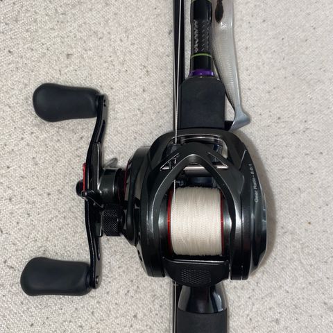 Smooth baitcaster med lang kastelengde