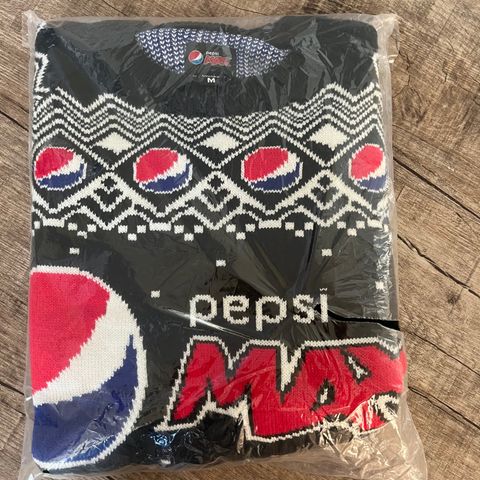 Pepsi Max julegenser str M (uåpnet)