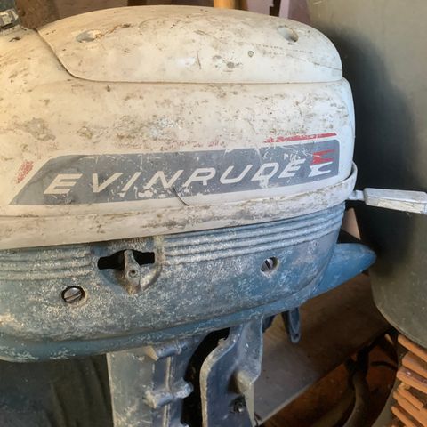 To stk Evinrude 3 HK ca 1960 mod selges