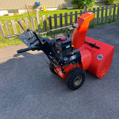 Ariens ST28DLE Deluxe med Briggs&Stratton 1450 305cc motor