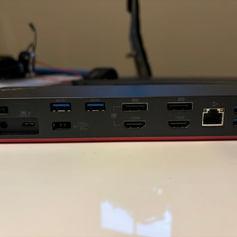 ThinkPad Thunderbolt 3 Workstation Dock Gen 2