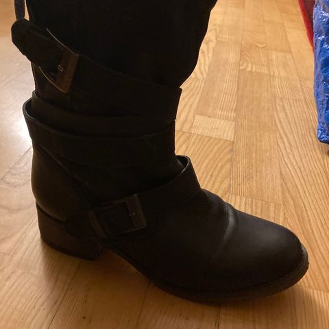 Tøffe Steve Madden dameboots str.39