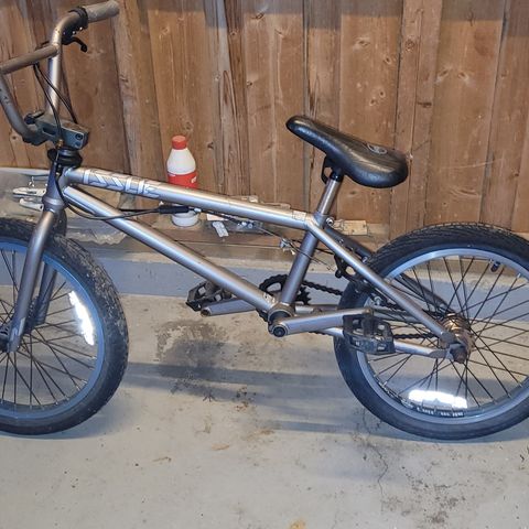 Issue bmx sykkel