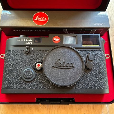 Leica M6