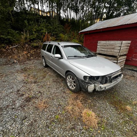 Volvo v70 07 D5 selges i deler