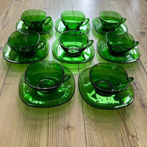 8 stk Vereco kaffekopper i grønt glass - vintage