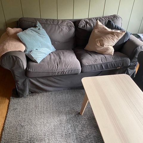 Sofa 2 seter og 3 seter