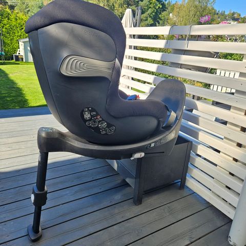 Cybex Sirona S i-Size 360° roterbar bilstol med base