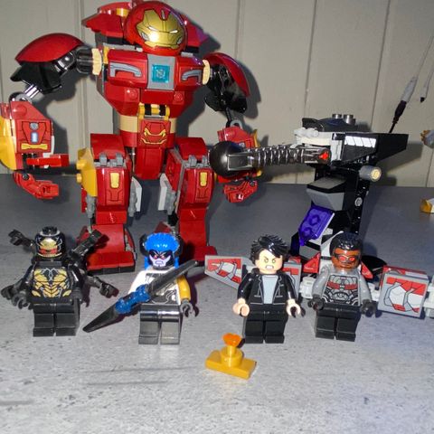 Lego Marvel - 76104 The Hulkbuster Smash-Up