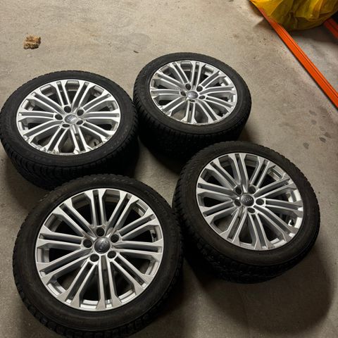 18” Audi Felger m/ Piggdekk