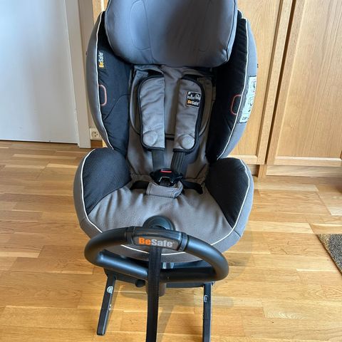 Bilbarnstol izi kid x3 isofix besafe