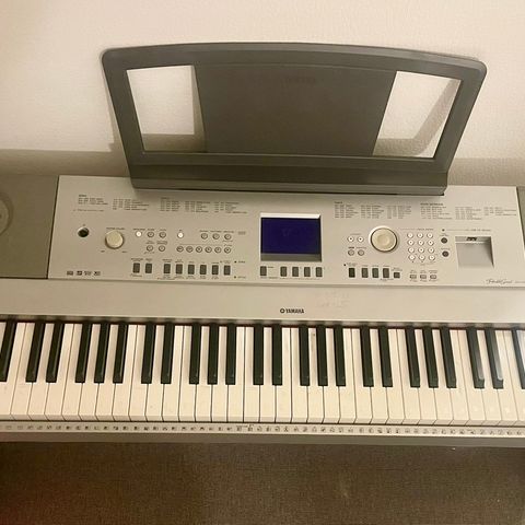 Yamaha piano