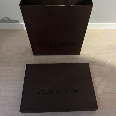 Louis Vuitton boks og pose