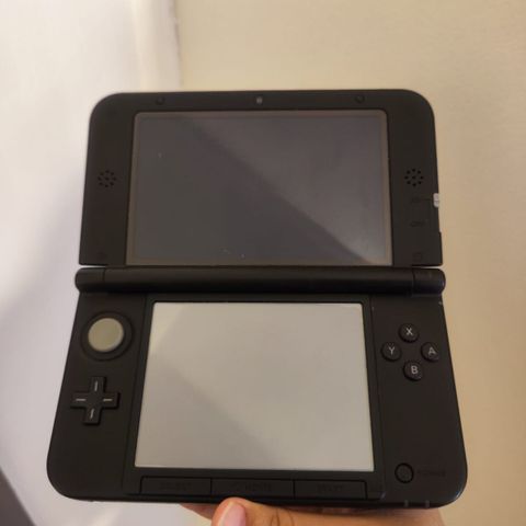 Nintendo 3ds XL, super good condition