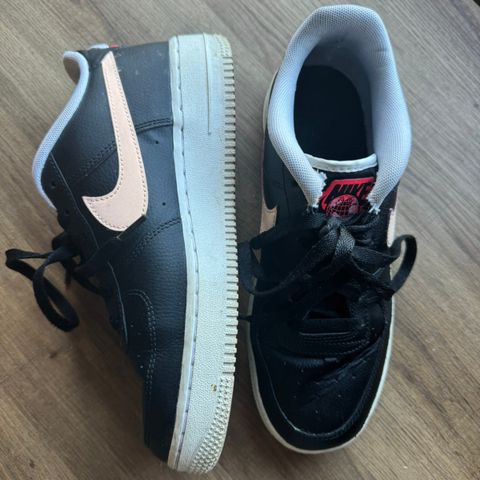 Nike air force 1 worldwide