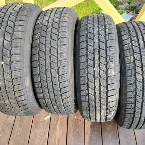 4stk vinterdekk 205/70 R15  96TROCMAX ICE-PLUS S119