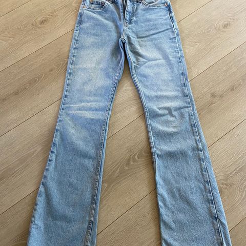 Gina Tricot Jeans str 34