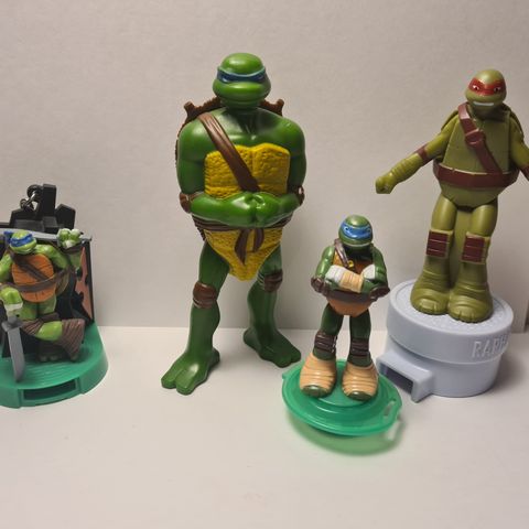 4 stk Diverse Teenage Mutant Ninja Turtles Leker