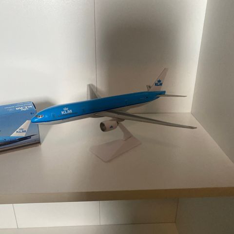 Klm flymodell