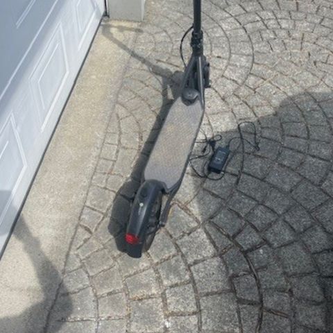 Segway F20D Ninebot pent brukt av jente!