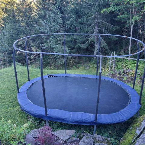 Jumpking trampoline