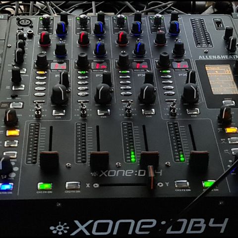 Traktor Kontrol D2