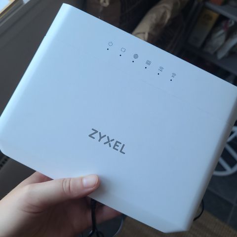 Zyxel router