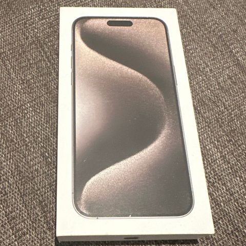 iPhone 15 Pro Max 1TB Naturlig Titan