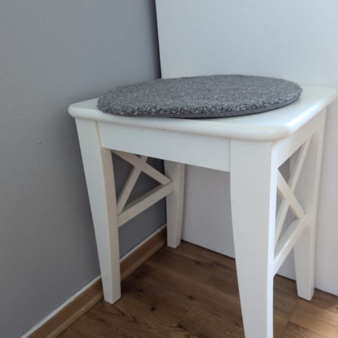 Hemnes krakk fra Ikea