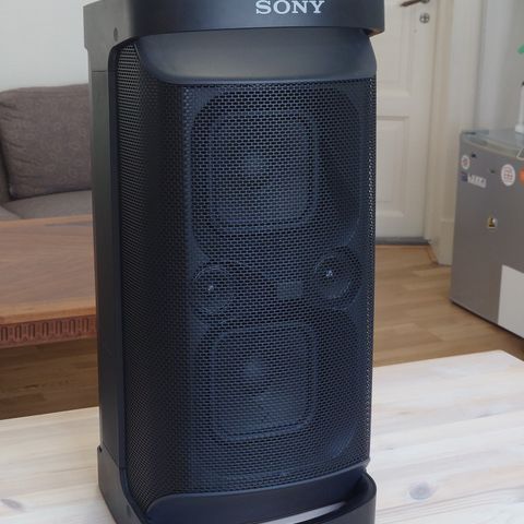 Pent brukt partyhøyttaler! (Sony SRS-XP500)