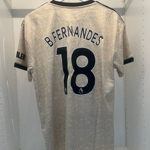 Manchester United 2019/2020 bortedrakt #18 B.Fernandes