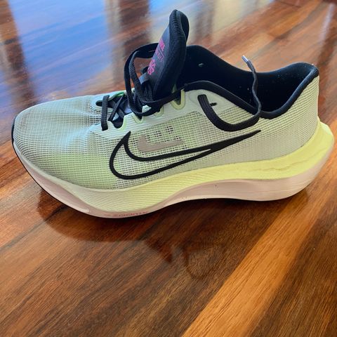 Nike zoom fly 5