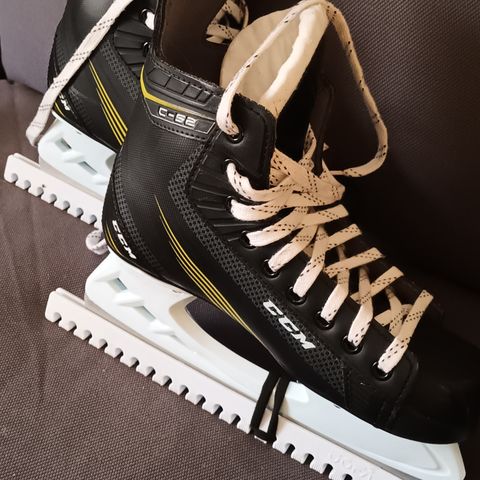 Ccm hockey skøyter str 41