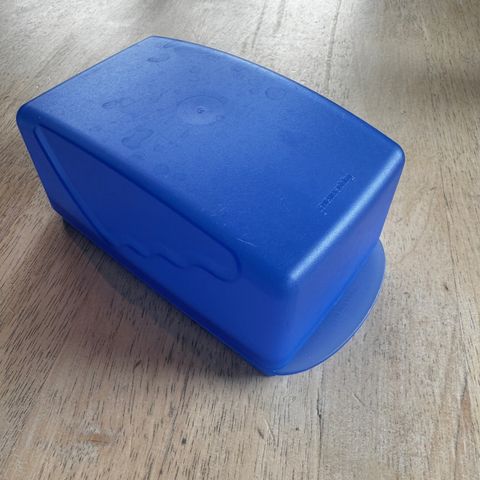 Tupperware osteklokke brunoststørrelse